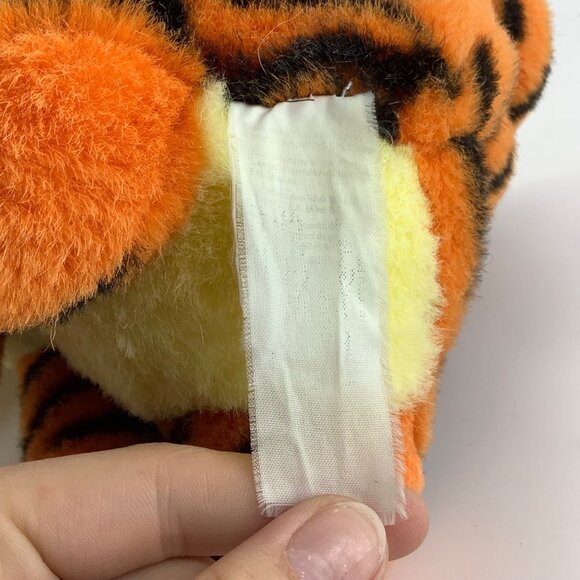 Vtg The Disney Store Tigger the Tiger Winnie the Pooh Plush Stuffed Animal Toy 1 - Picture 4 of 6